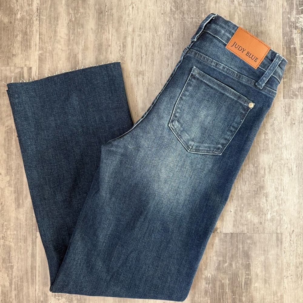 Judy Blue Women’s Dark Wash straight Jeans